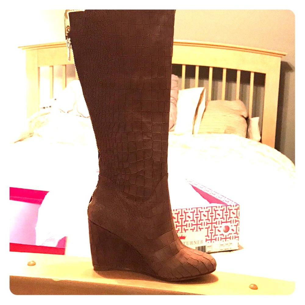 Elaine Turner Women's Knee High Boots